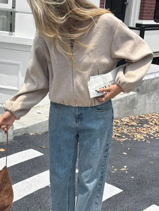 Autumn 2025 Casual High-End Texture Women's Long Sleeved Jacket Round Neck Solid Color Short Style Simple Zipper Front Jacket