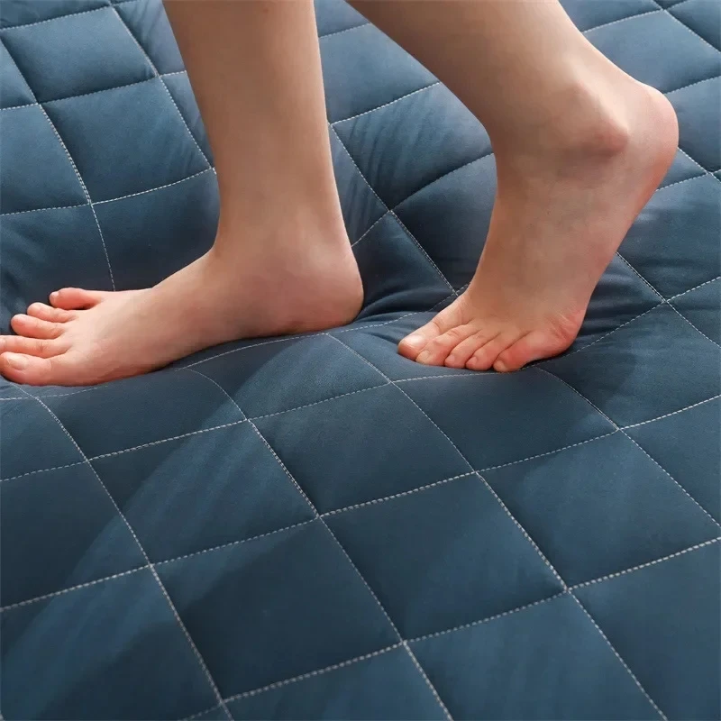 Sleeping Pad Sofa Mat Thicken Mattress Topper Futon Japanese Floor Mat Folding Bed Tatami Mattress for Sleeping Non-Slip Solid