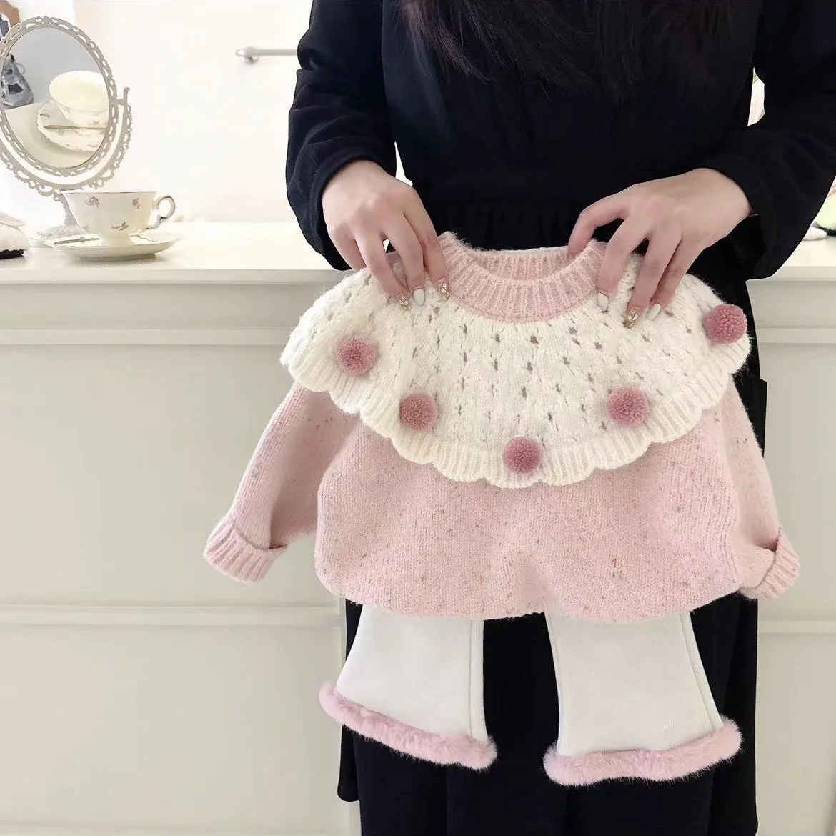 2023 New Girls' Sweater Autumn and Winter Clothing Baby Fashionable Long Sleeved Knitted Top Children's Autumn Bottom