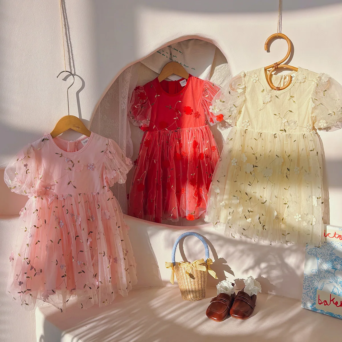 

2025 Summer New Girls' Dress for Birthday Party Flower Bubble Short Sleeve Kids Dresses for Girls Mesh Princess Dress