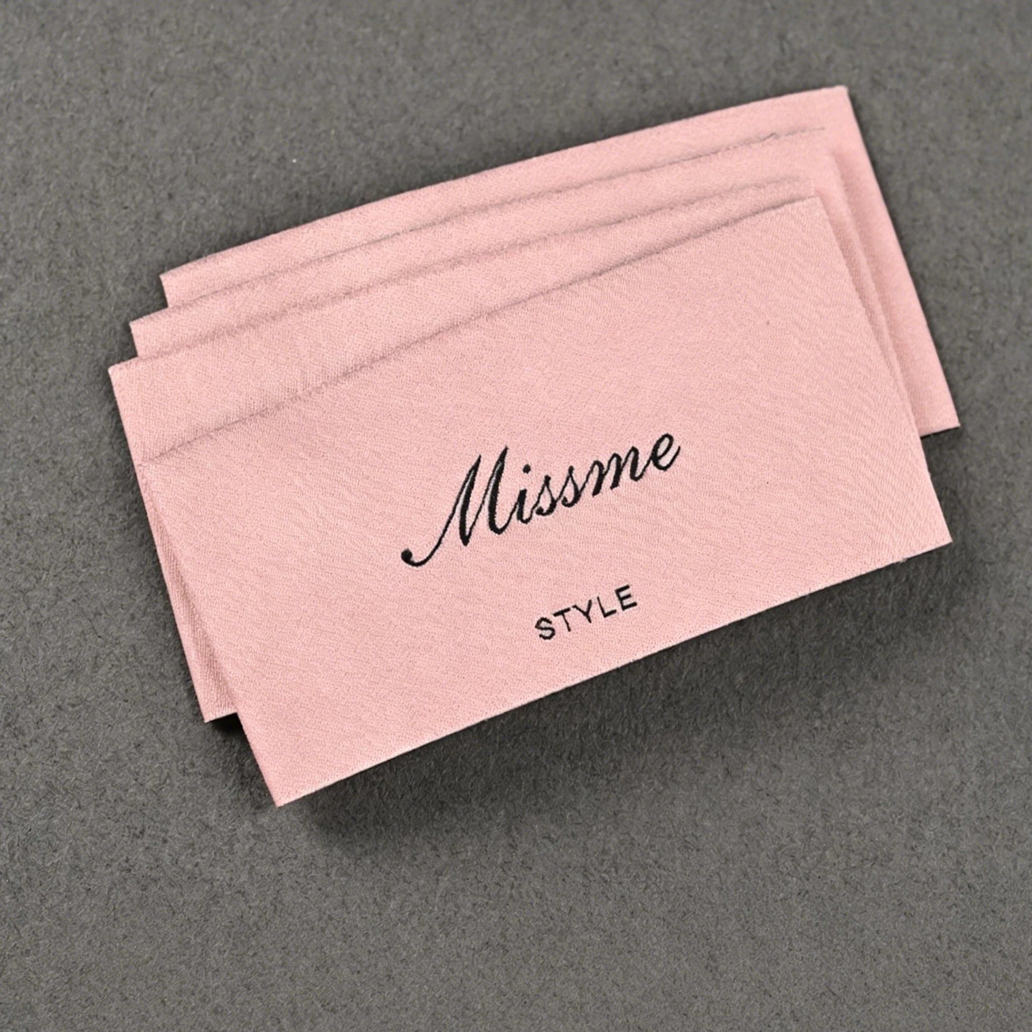 Custom High Quality Clothes Garment Fabric Labels Wholesale High Density Clothing Damask Woven Tag Custom Woven Labels
