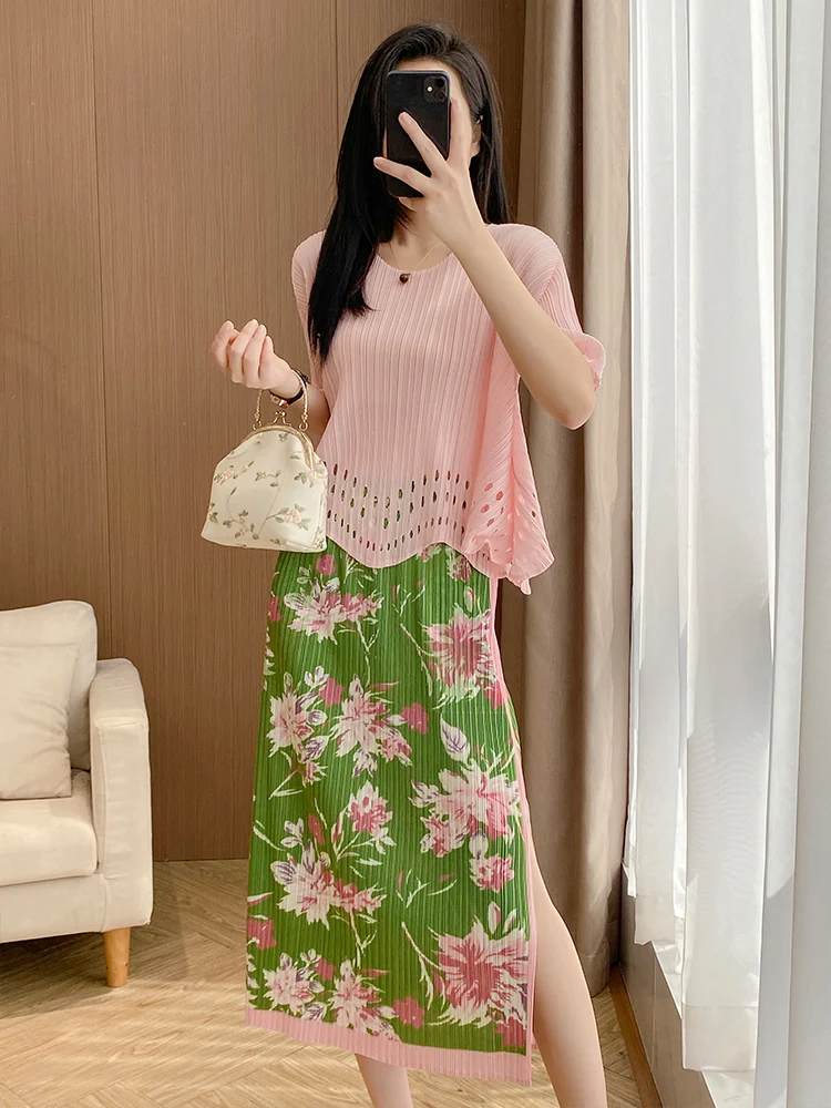 

Fashionable Printed High Waist Short Sleeve Women's Suit Summer 2026 Trendy Pure Color Pleated Half Skirt Commute Style
