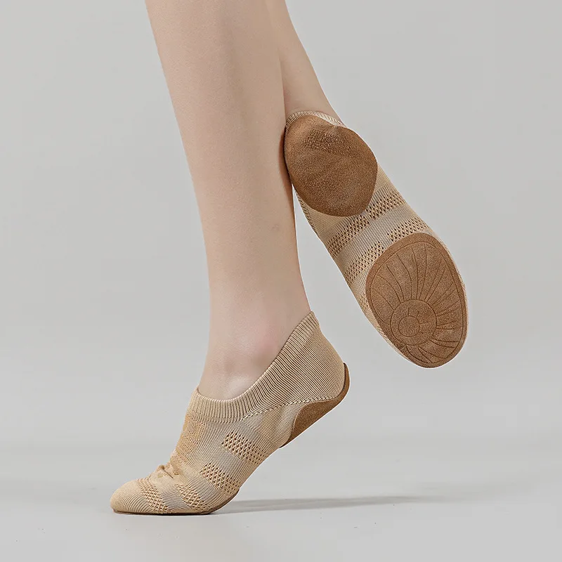 Solid Color Knitted Dance Shoes Full Palm Anti-Slip Wear Resistant Leather Sole Breathable Mesh Soft Sole Dance Shoes New