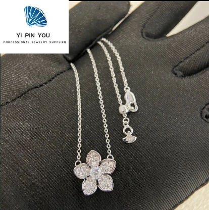 

High Quality High-end S925 Exquisite, Elegant, Simple and Natural Zircon Pendant Necklace - Commemorative Gift