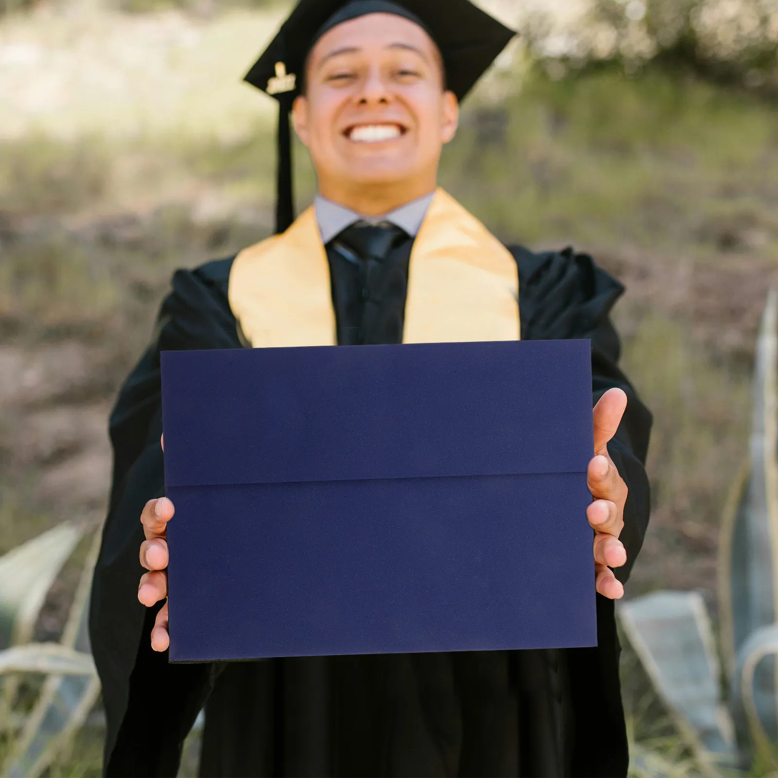 

Обложка для диплома формата А4, трехсекционная, для сертификатов, прочная, для защиты документов на выпускной церемонии и презентациях