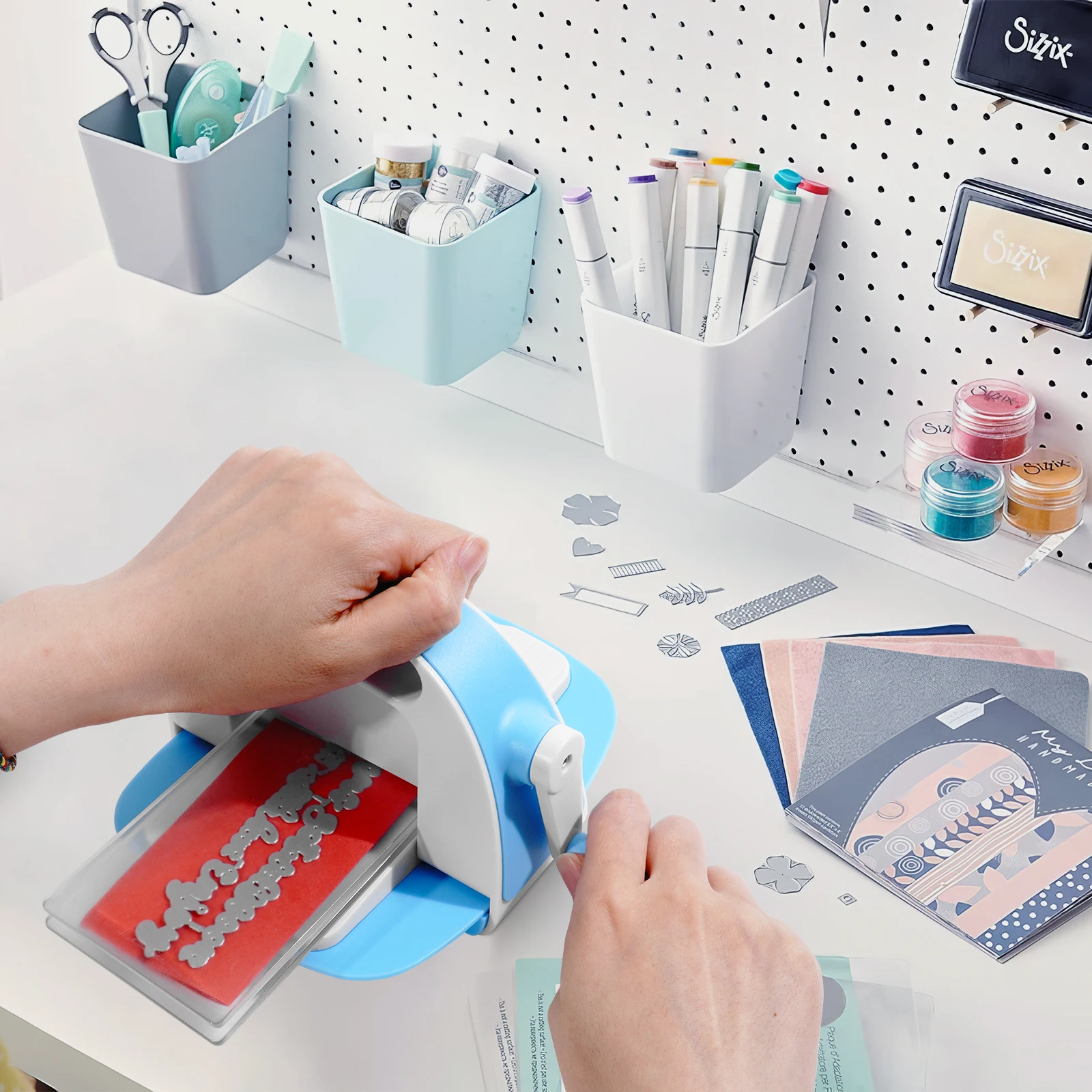 Die Cutting And Embossing Machine, For Dies And Embossers Card Making And Scrapbooking Supplies Tools - Perfect For Invitations