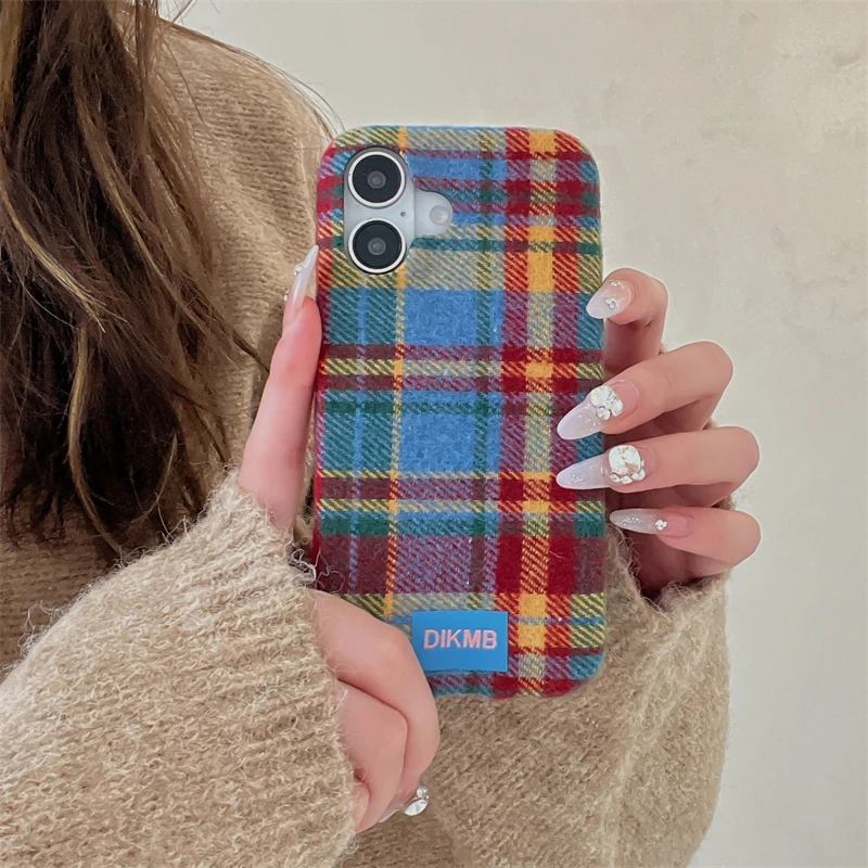 Fashion Warm Plush Scottish Plaid Fabric Soft Phone Cover Case For iPhone 16 15 14 13 Pro Max Funda