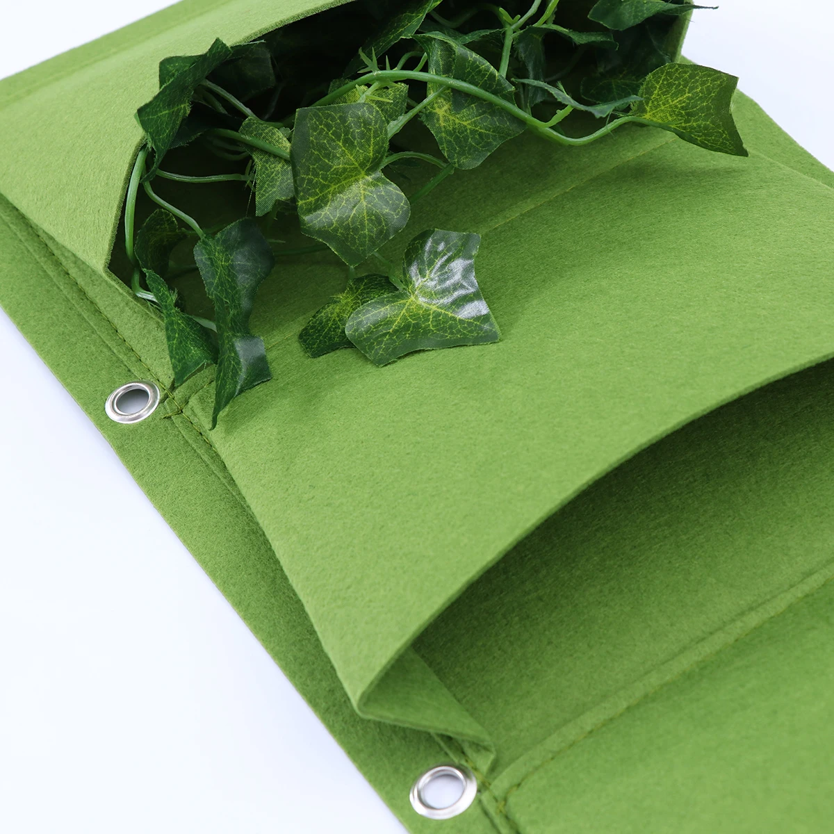 

4 Pockets Non woven Planting Bag Eco friendly Wall Mounted Vertical Garden Planter for Herbs Succulents Vegetables Indoor