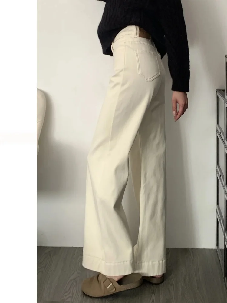 Damskie jeansy plus size w stylu retro, rozszerzane, jesienno-zimowe, luźne, z wysokim stanem, wyszczuplające, dzwonkowe, codzienne i wygodne.