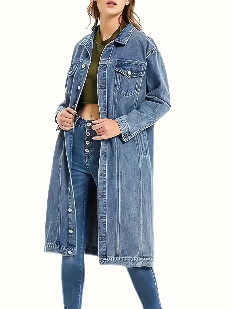 سترة نسائية كلاسيكية طويلة من قماش الدنيم بالإضافة إلى سترة فضفاضة بأكمام طويلة وأزرار من قماش الدنيم