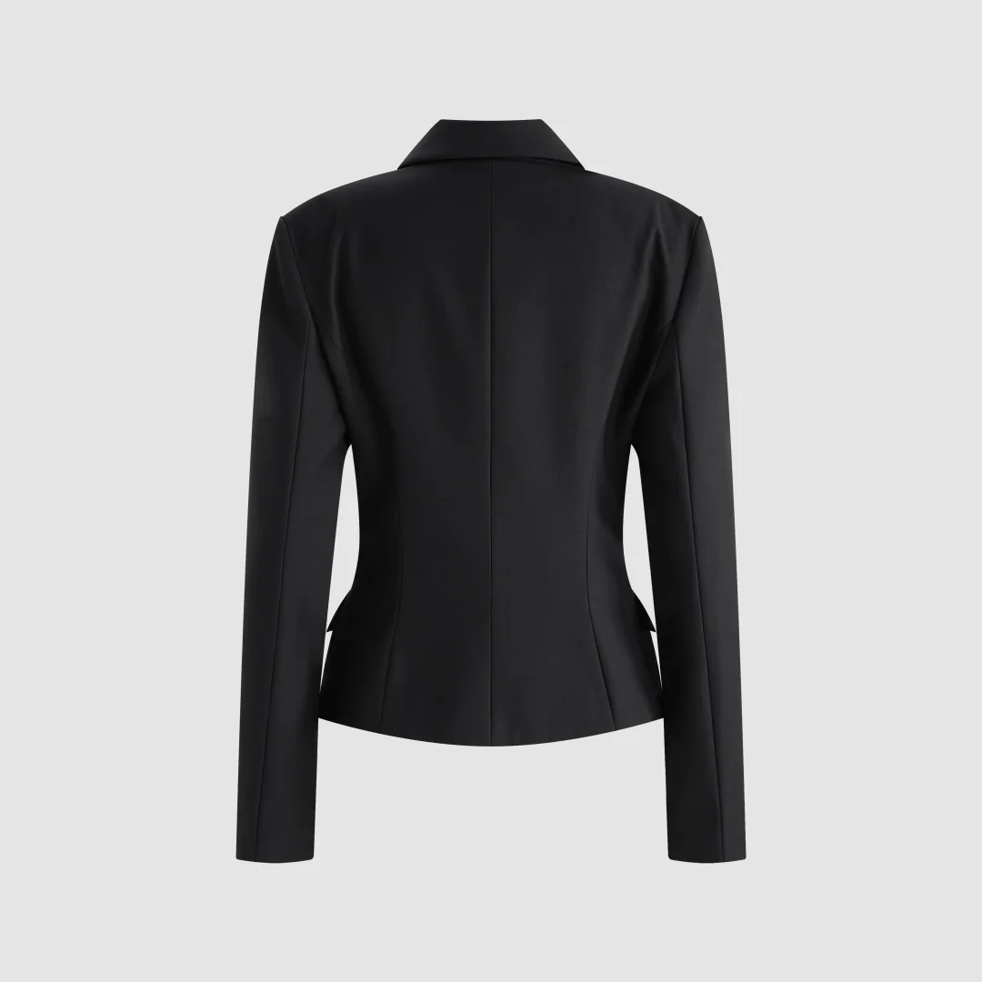 2026 Slim-Fit Double-Breasted Blazer with Chain Detail – Structured Waist-Cinching Jacket in Classic Black