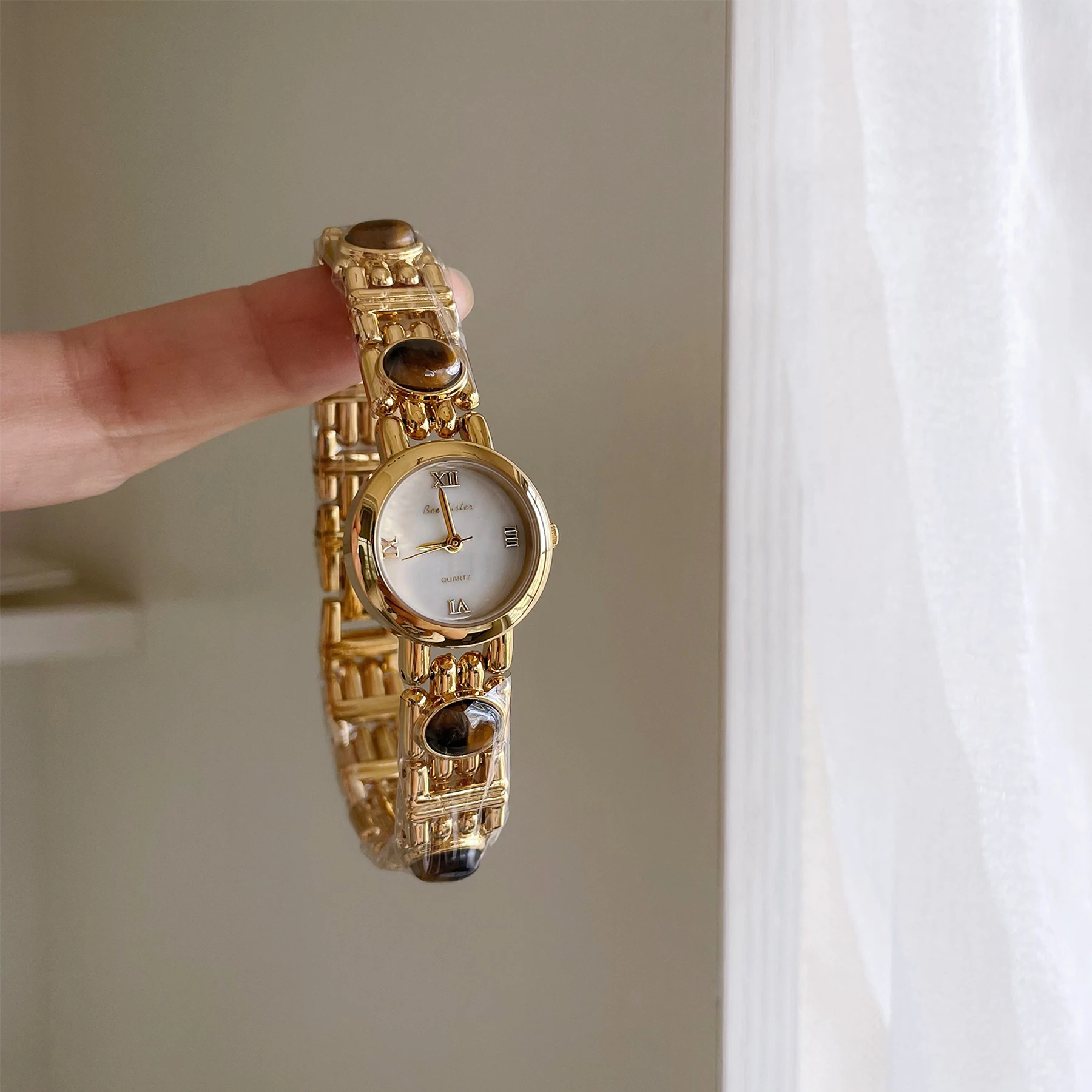 NEW Elegant Retro Watch Women Natural Brown Gemstone Jade Waterproof Round Dial Quartz Watch Female Bracelet Accessories Gift