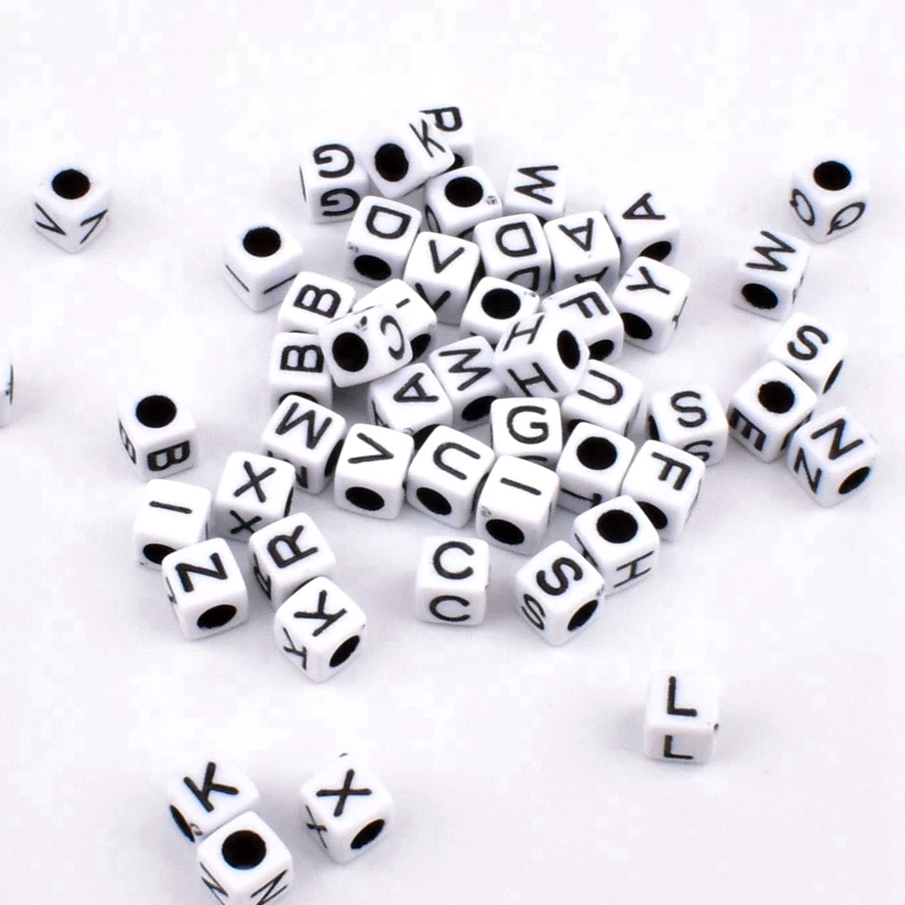 50pcs/lot 6*6*3mm DIY Acrylic letter beads Square white black hole black letter bead for jewelry making