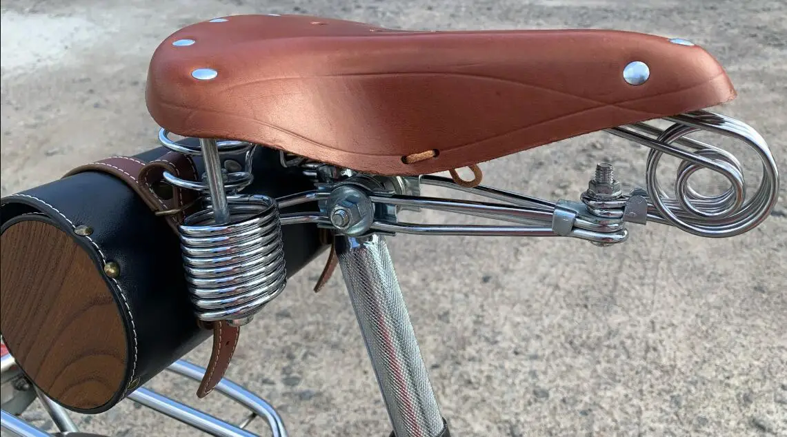 G46 Fahrradsattel Vintage 100% Rindsleder-Sattel Verstärkter Metallrahmen im Alten Stil – Detail 3