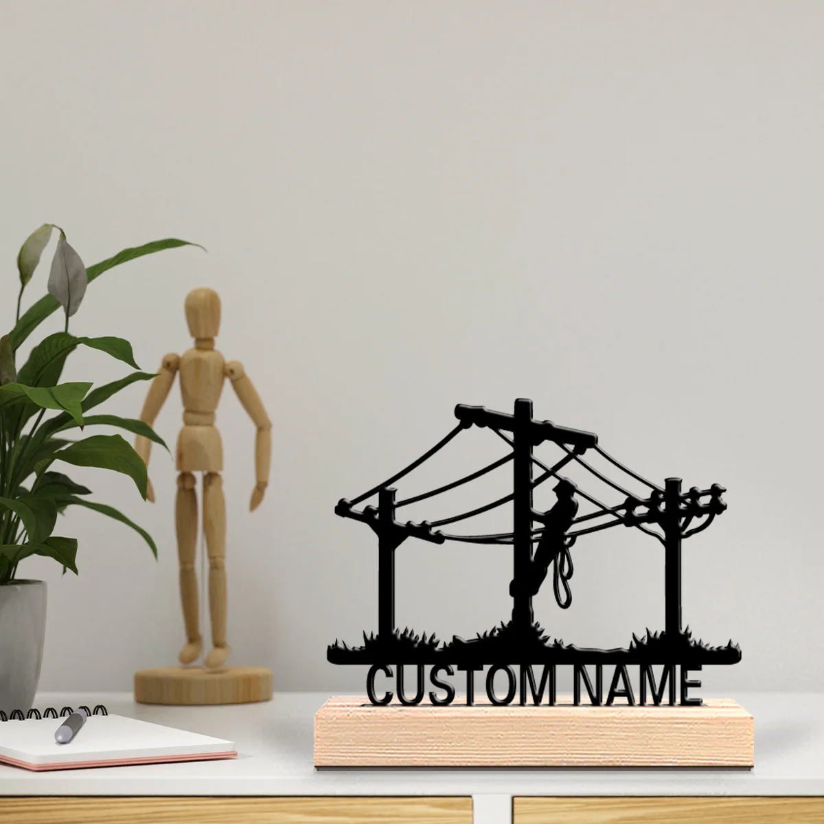1pc New Design Personalized Custom Electric workers Metal Statues With Wooden Base Tabletop Decorationsuitable for power tower t