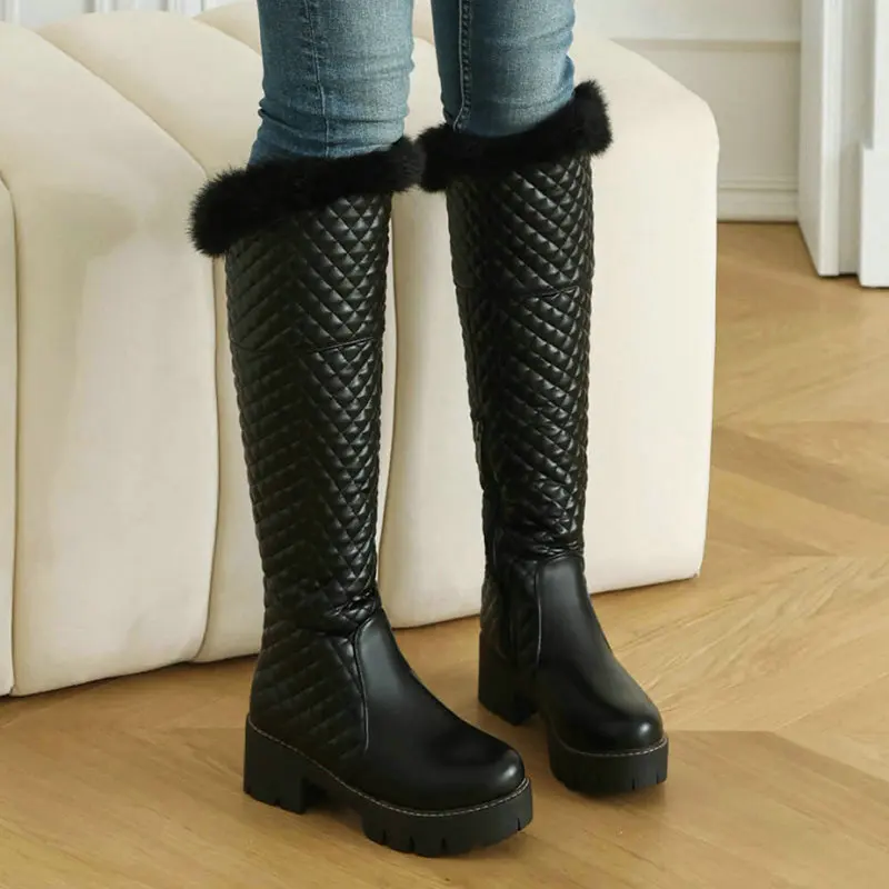 Cold Winter Quilted Pattern Beautiful Warm Women Shoes With Plush Lined Chunky High Heels Platform Knee-high Snow Boots With Fur