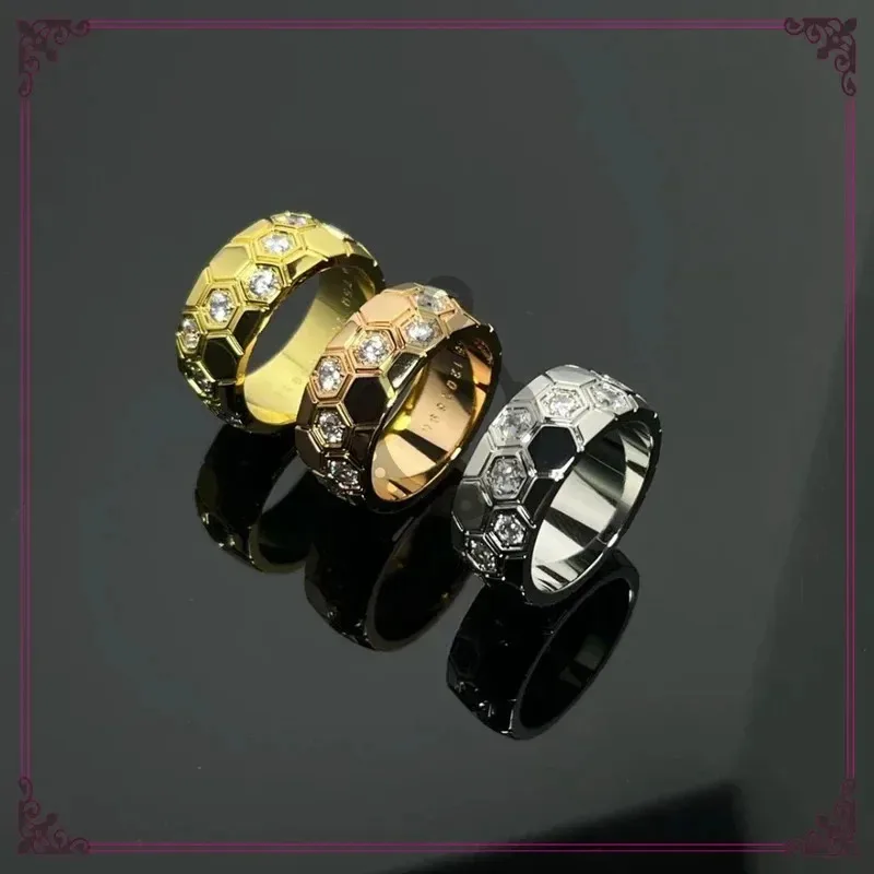 bague-en-argent-pur-2025-edition-large-diamant-face-en-nid-d'abeille-mode-luxe-polyvalente-style-pour-femmes-nouvelle-collection-925