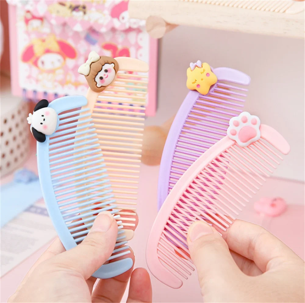 Portable Cartoon Mini Crescent Comb Cute Children\'s Small Comb Student Carrying Plastic Hairdressing Anti-static Comb Small Gift