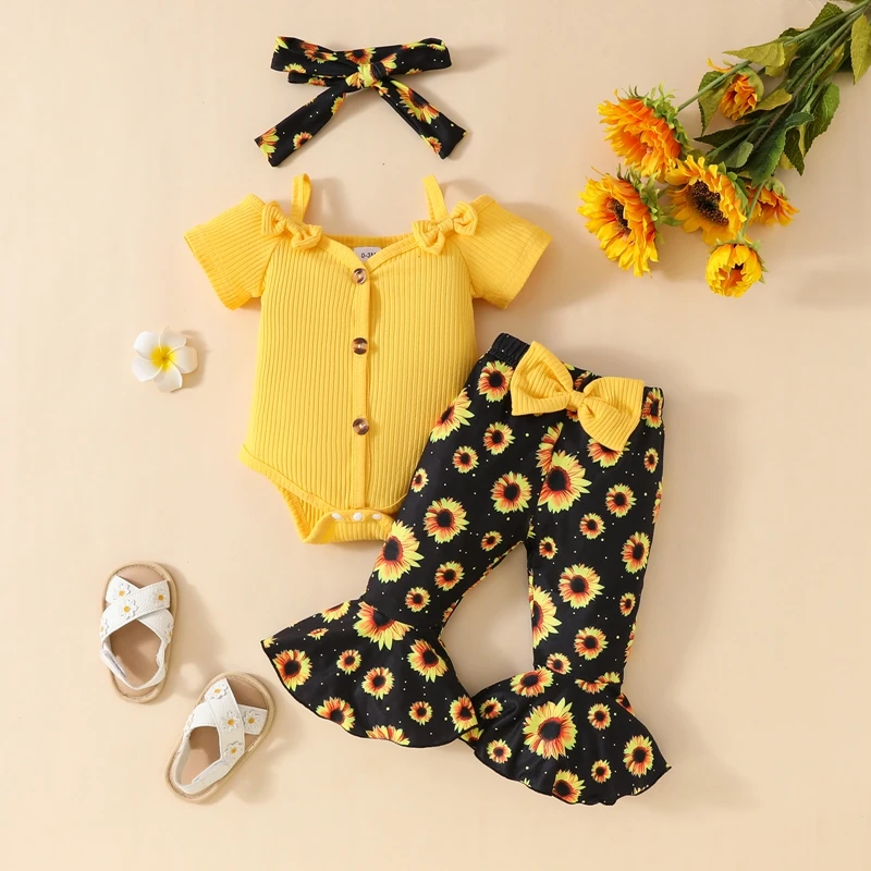 

2024-04-16 Lioraitiin Baby Girls Summer Outfit Off Shoulder Short Sleeves Romper and Floral Flared Pants Headband Clothes