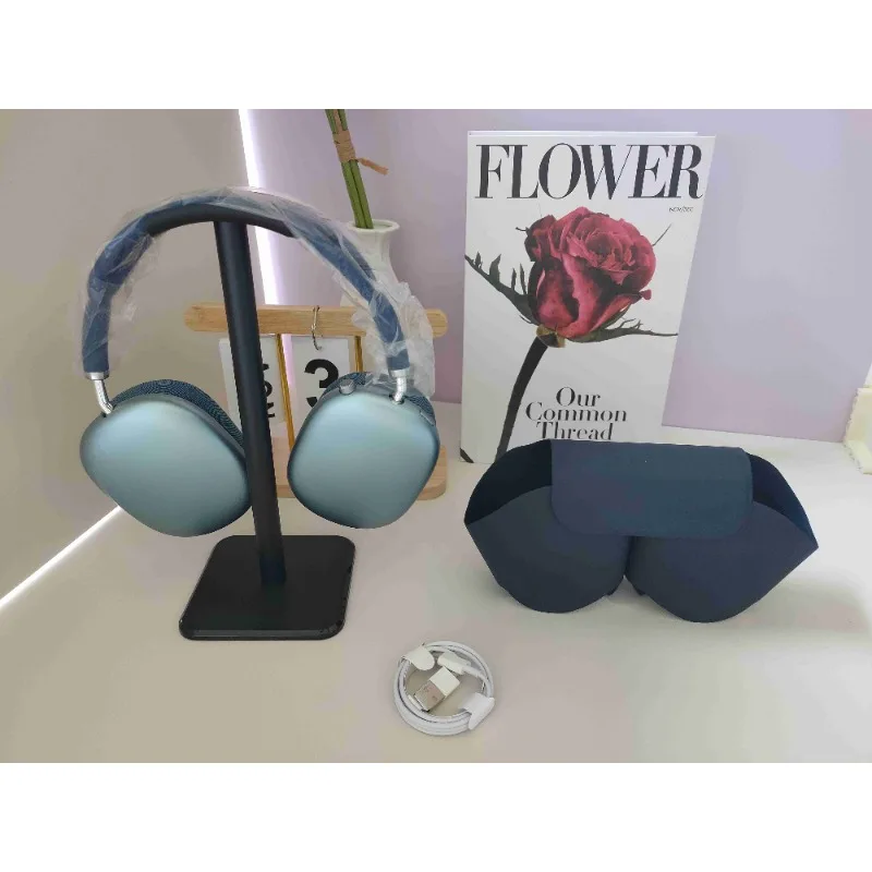 2025 New Ins American Retro Style Wireless Bluetooth Headset Subwoofer Headset Mobile Phone Computer