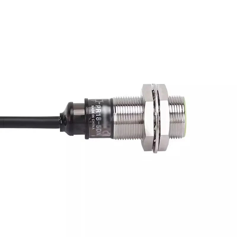 PR18-5DP PR18-5DP2 PR18-5DN PR18-5DP2 PR18-5AO PR مفتاح القرب التعريفي الأسطواني (نوع الأسلاك من الرصاص)