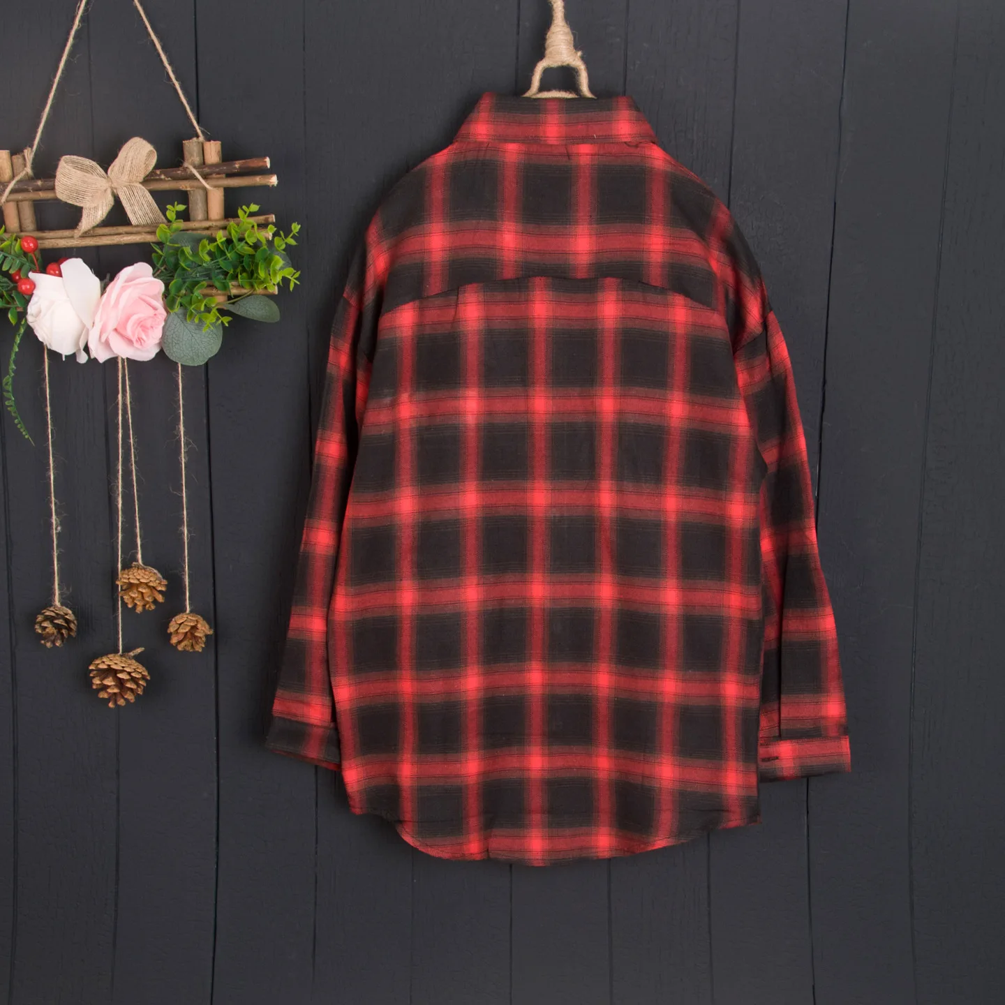 Camisa xadrez jaqueta de comprimento médio solta exterior estilo casual manga comprida camisa de algodão e linho blusas femininas primavera e verão