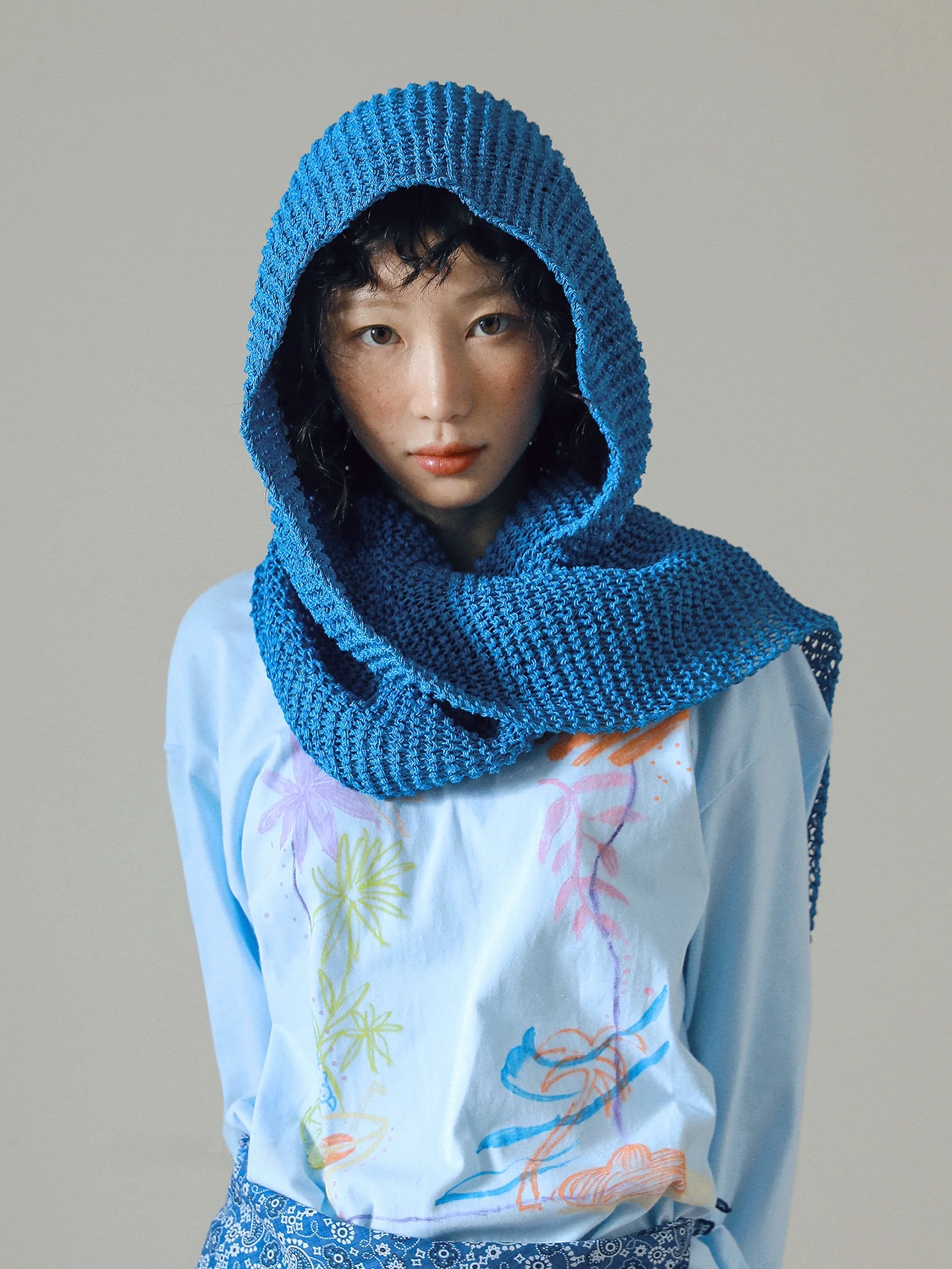 fuchema-–-chale-leger-et-respirant-polyvalent-tendance-decontracte-pour-le-printemps-et-l'ete-avec-chapeau-et-cache-cou-integre-pour-jeunes