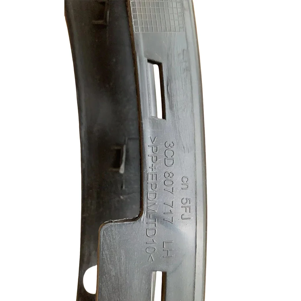 

Front Bumper Turn Signal Frame Replacement for Passat For B6 2007 2010 with OEM Numbers 3CD807717 and 3CD807718