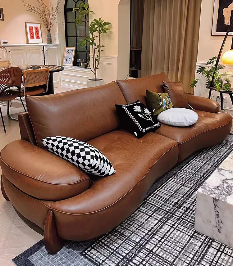 

Extreme Faction Leather Sofa Home Living Room Modern Brown Retro Italian Minimalist Designer Small Household Creative Sofa