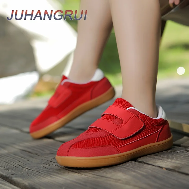 Scarpe per bambini a vestibilità larga Scarpe a piedi nudi Tomaia in mesh traspirante Suola in gomma antiscivolo per calzature casual da passeggio per ragazzi e ragazze