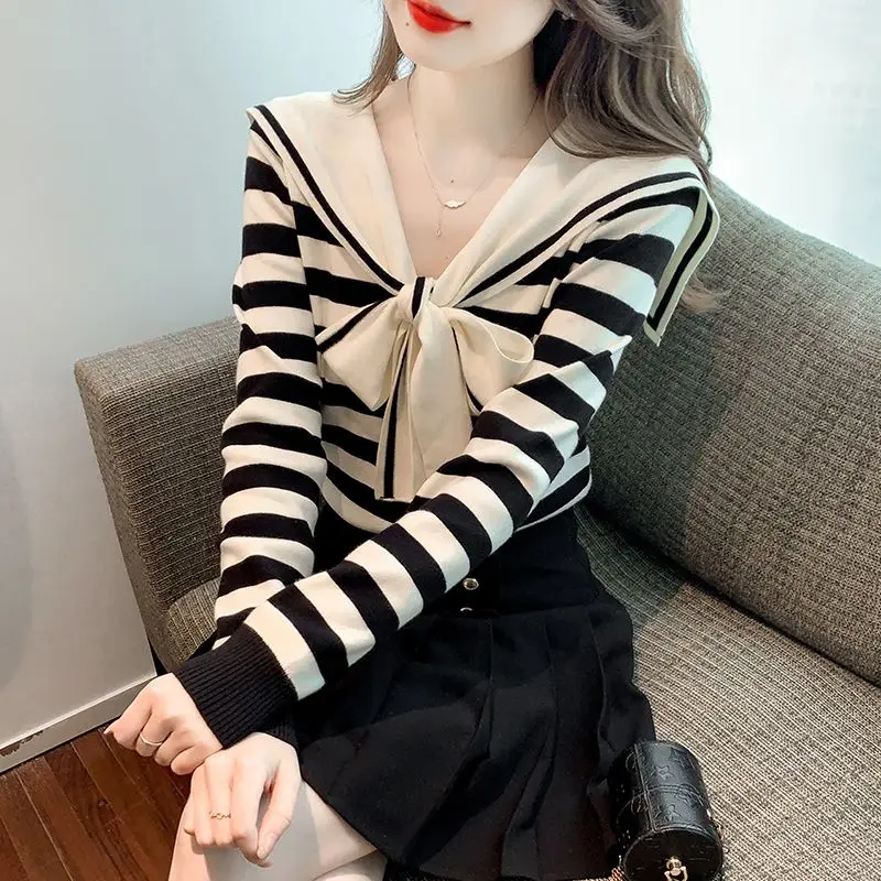 Korean Autumn/Winter New Sweaters Women\'s Sailor Collar Bow Striped Contrast Color Sweet Chic Long Sleeve Pullovers Knitted Tops