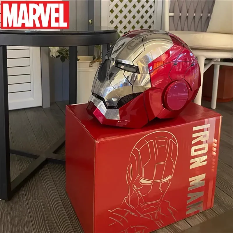 

Шлем Железного человека Marvel 1:1 Mk5 с голосовым управлением и LED-подсветкой, маска-шлем с дистанционным управлением, подарок для мальчика на Рождество или день рождения