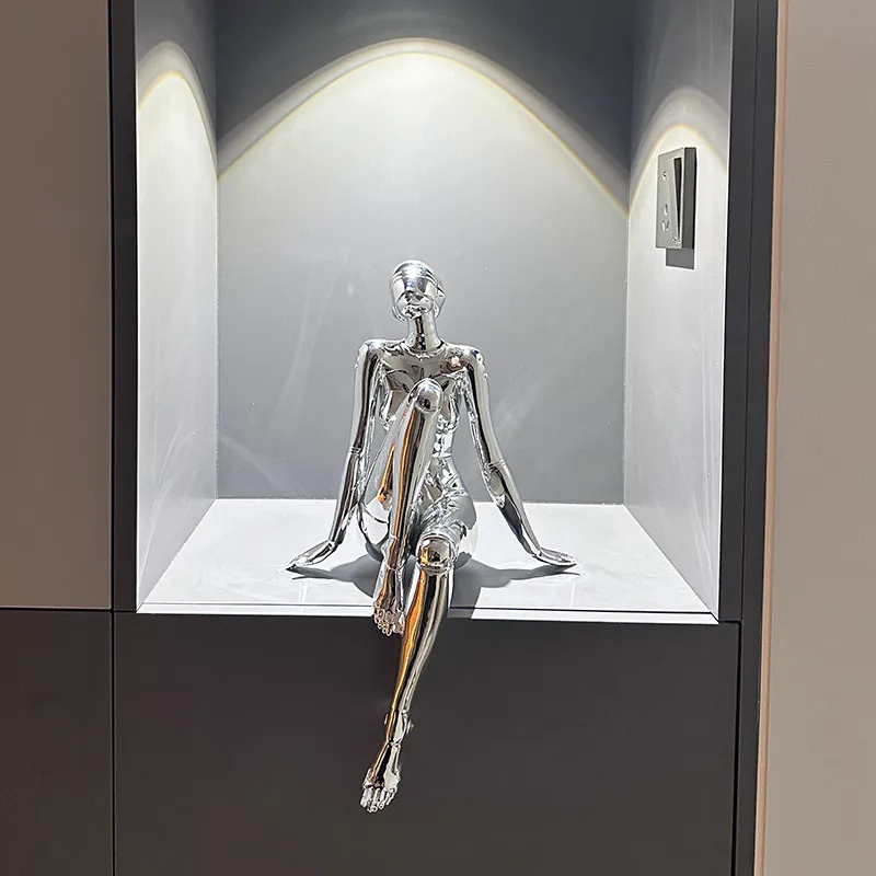 

Скульптура женщины-робота из хрома, серебряная механическая художественная фигурка, современный акцент для декора дома, украшение для тумбы под телевизор, бара, винного шкафа