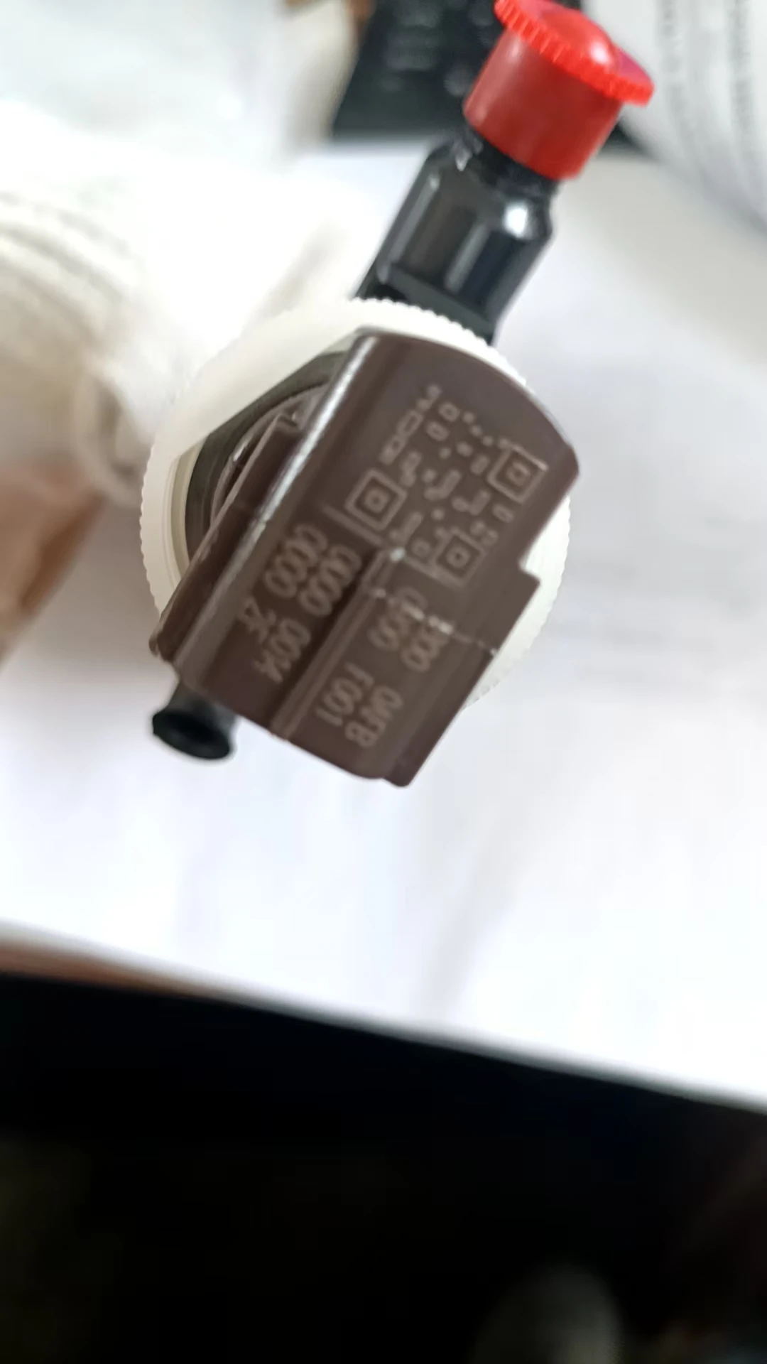 

Высококачественная топливная форсунка 1465A041 Автозапчасти для автомобиля