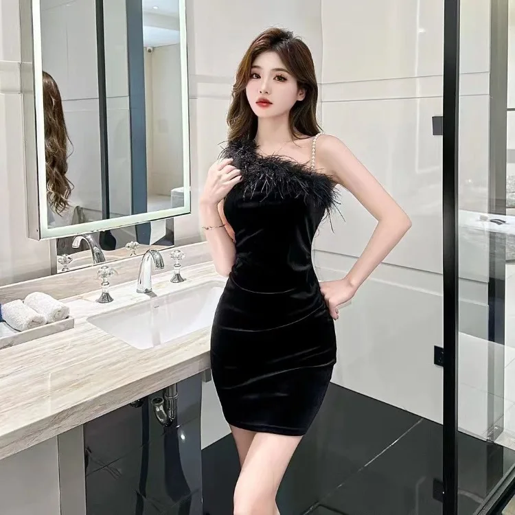 Korejepo Pure Desire Fluff Splicing Velvet Dresses Slanted Shoulder Hip Wrap Dress Spring Temperament Versatile Fashion Vestido