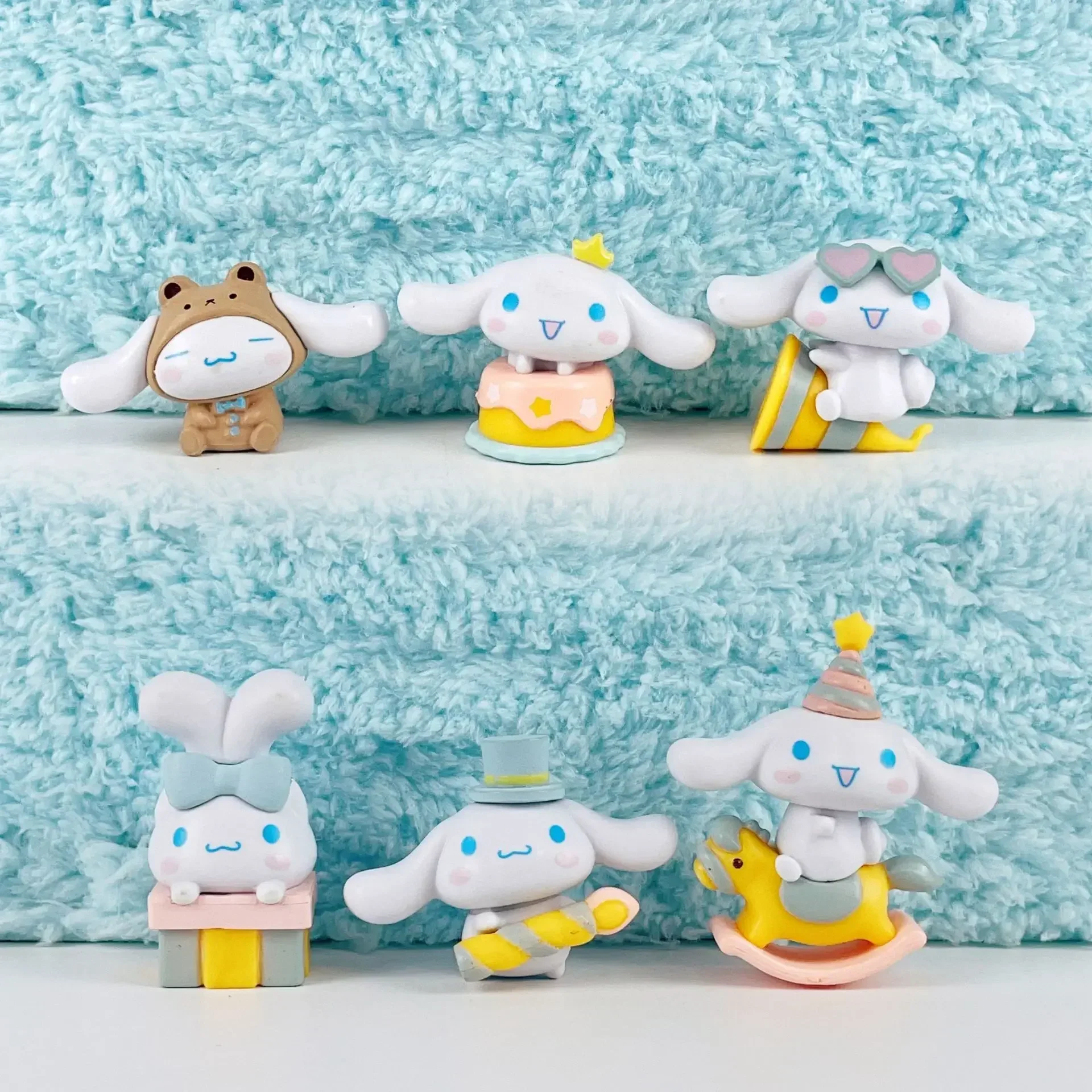 Figuras de acción de Sanrio, muñecos de dibujos animados de 5 piezas, Cinnamoroll, modelo acrílico, colección de decoración de escritorio, regalo de