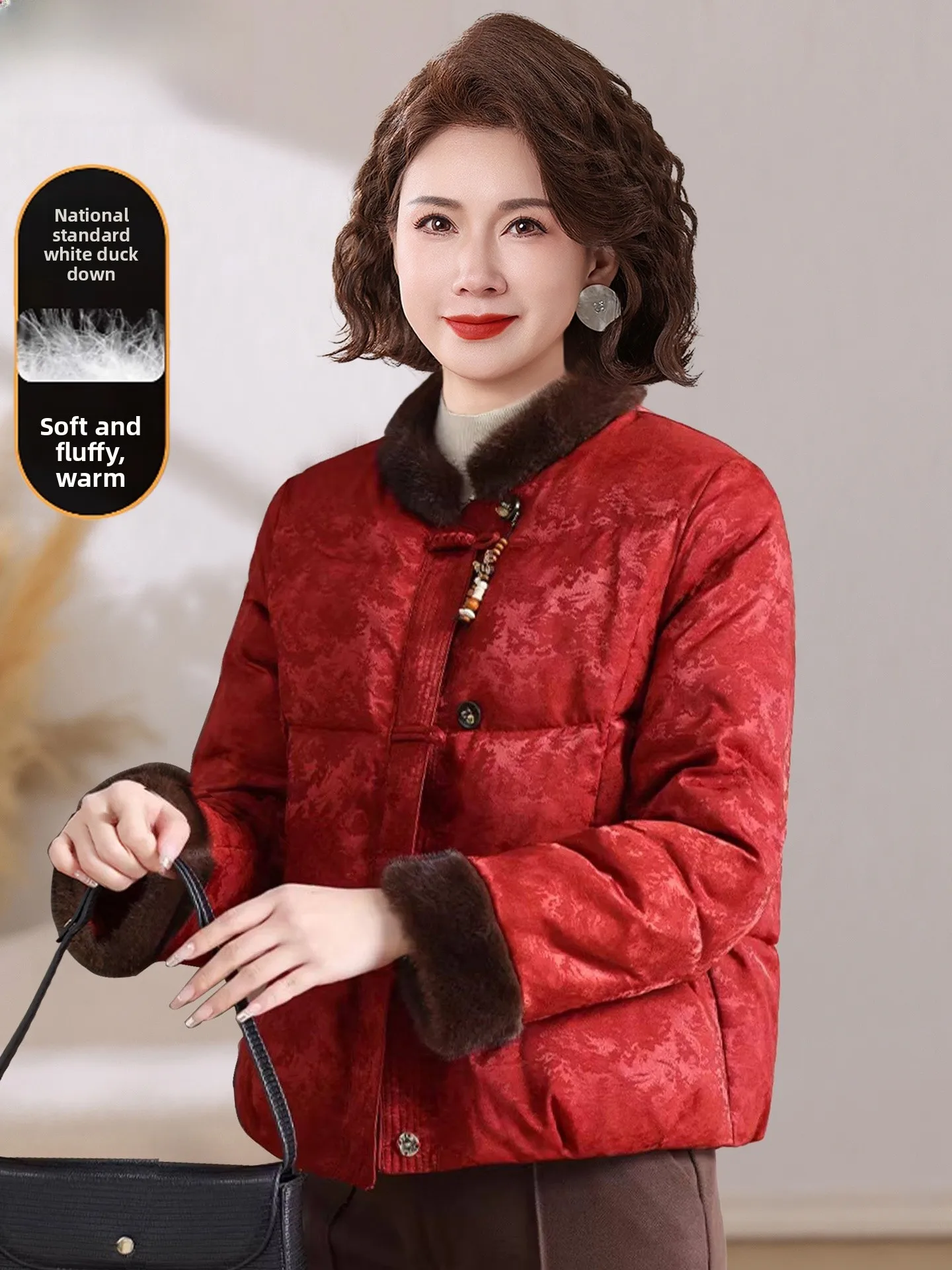 

New 2025 Winter Women's down Jaet Mom's Wedding Dr Coat Thiened Stand Fit Chinese Sle Cotton Padded Outerwear