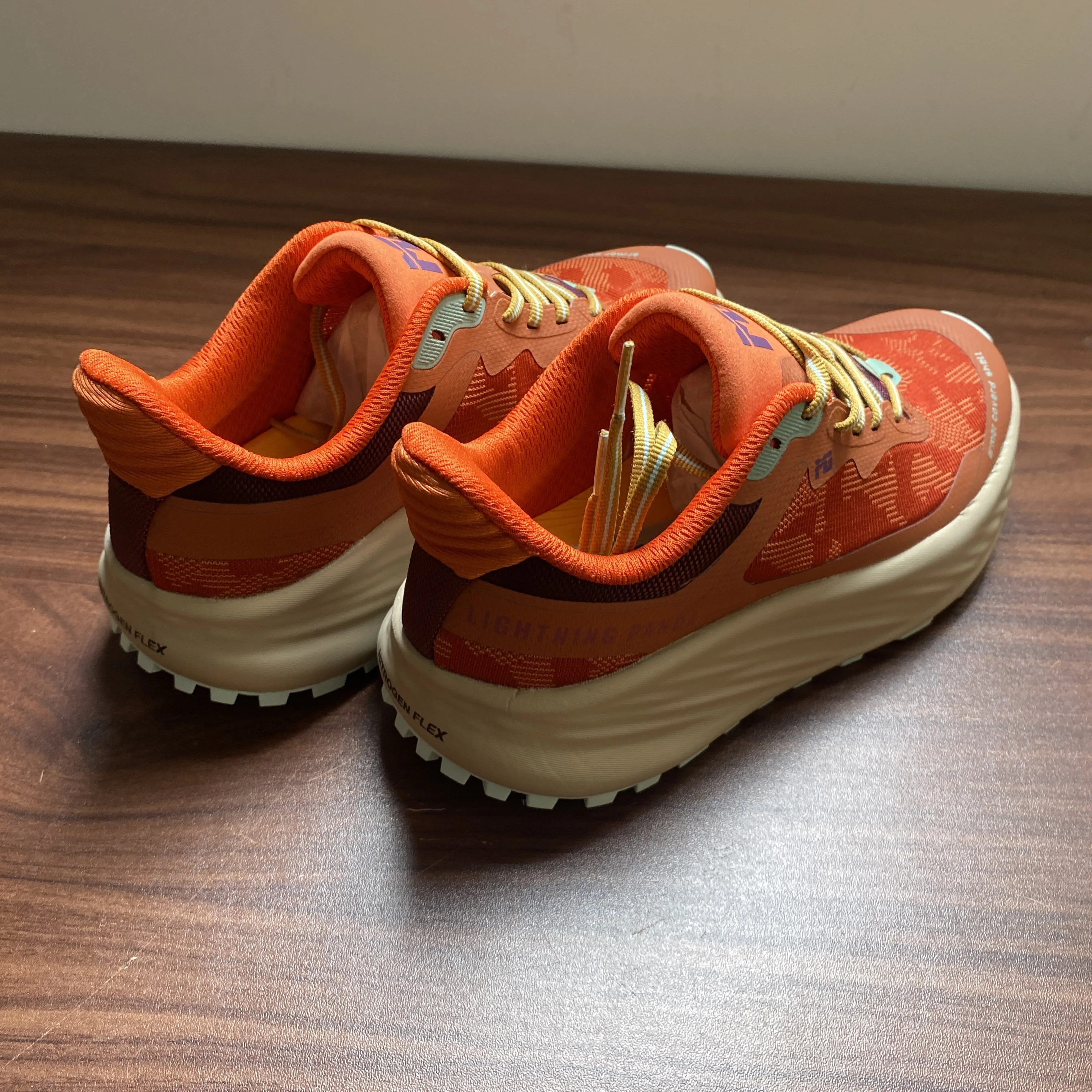 2025 Hot Sale Professional Hiking Shoes Lace Free Shoes Swivel Buckle Shoes Casual Shoes Walking Shoes Very Good