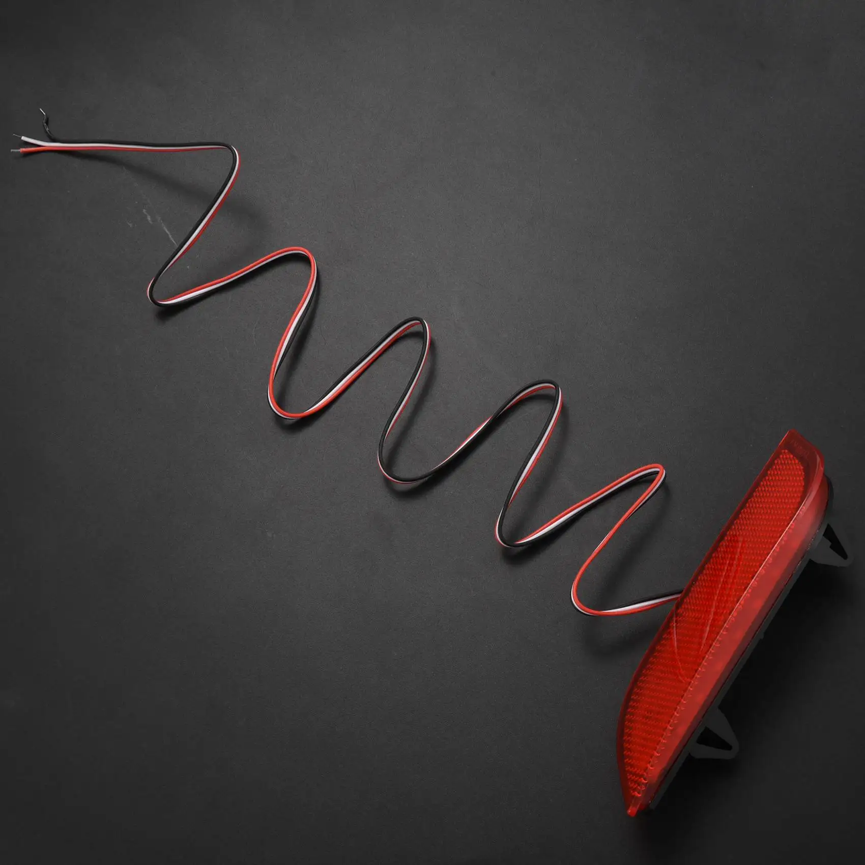 A73Q-Automotive Led Rear Bumper Tail Light Brake Light Turn Signal Light Reflector For Subaru / Impreza / Xv / Wrx / Levorg / Cr