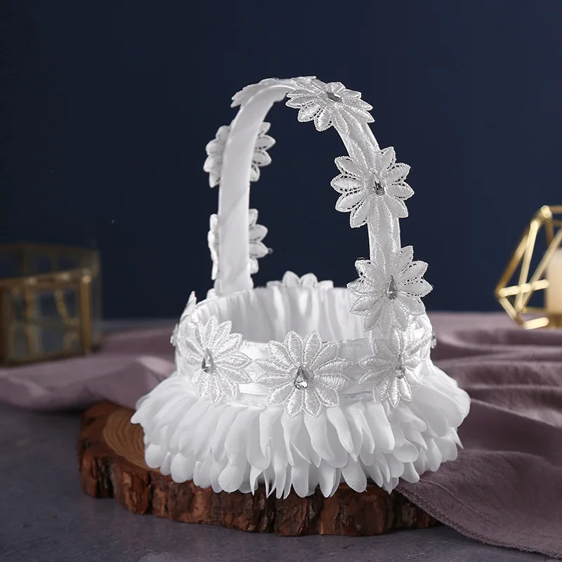 American Wedding Wedding Romantic Delicate Scattering Flower Child Creative Simple Bride Dream Sweet Handmade Warm Flower Basket