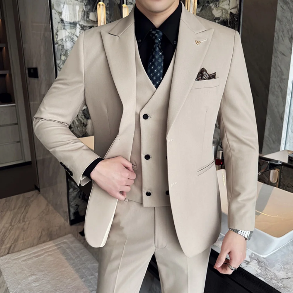 

Slim-fit Three-Piece Suit Korean Style Two-Button Formal Wedding Tuxedo Business Suit Beautiful Groomsmen Best Man Suit
