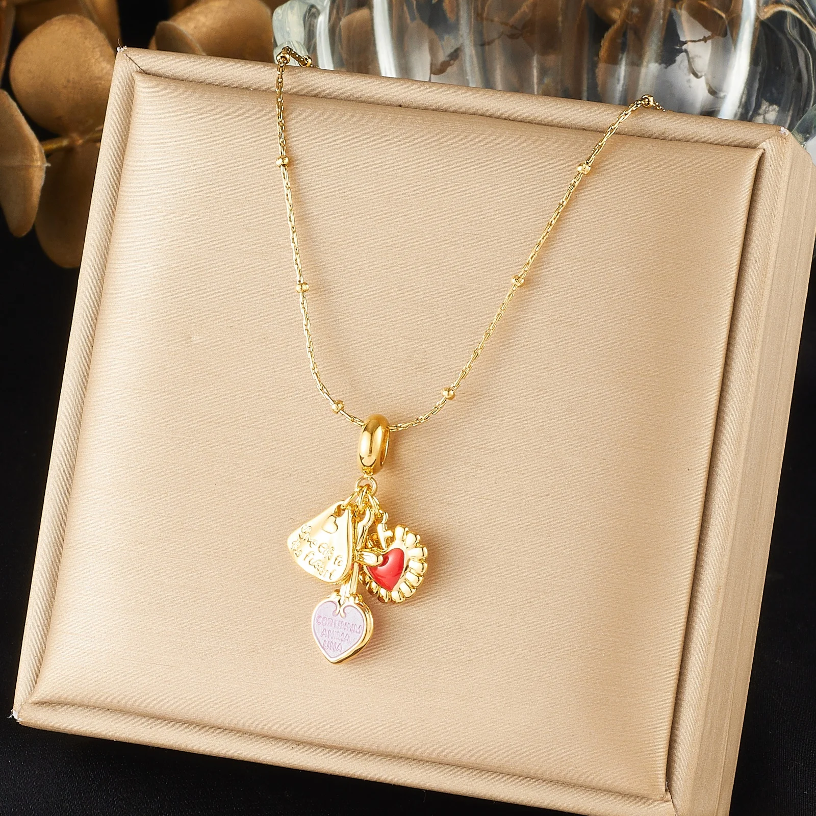 Edelstahl-Emaille-Herz-Multi-Charm-Halskette für Damen mit Buchstaben- & Herzanhänger, Satelliten-Perlenkette, Schmuckgeschenk