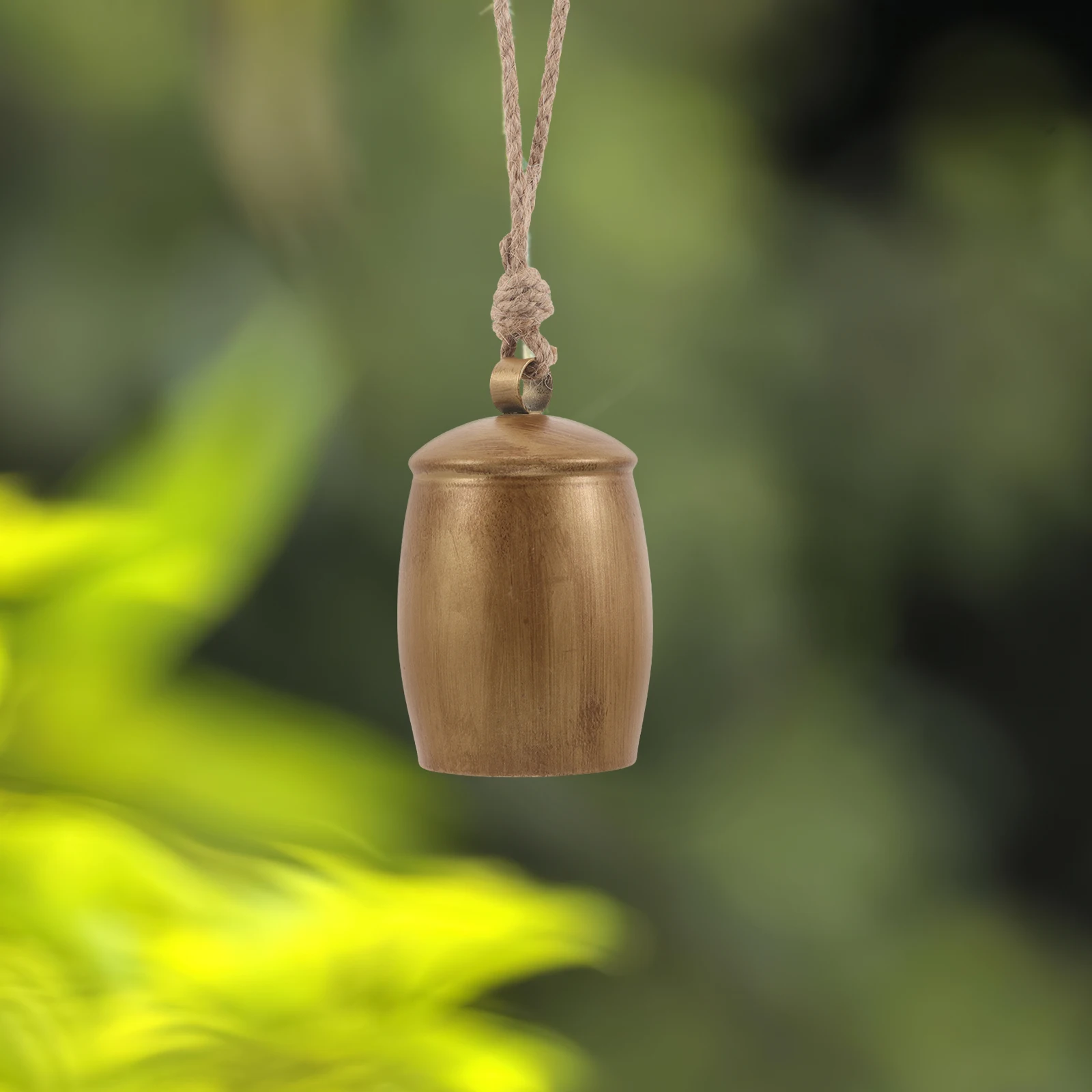 

1pcs Vintage Rustic Bells Farmhouse Metal Cow Bell Holiday Door Decor Hanging Country Style Ornament Christmas Wreath Home