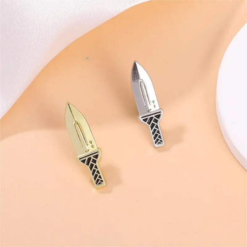 2pcs Gold Silver Dagger Enamel Brooch Creative Alloy Lapel Pin Badge Backpack Clothing Hat Accessories