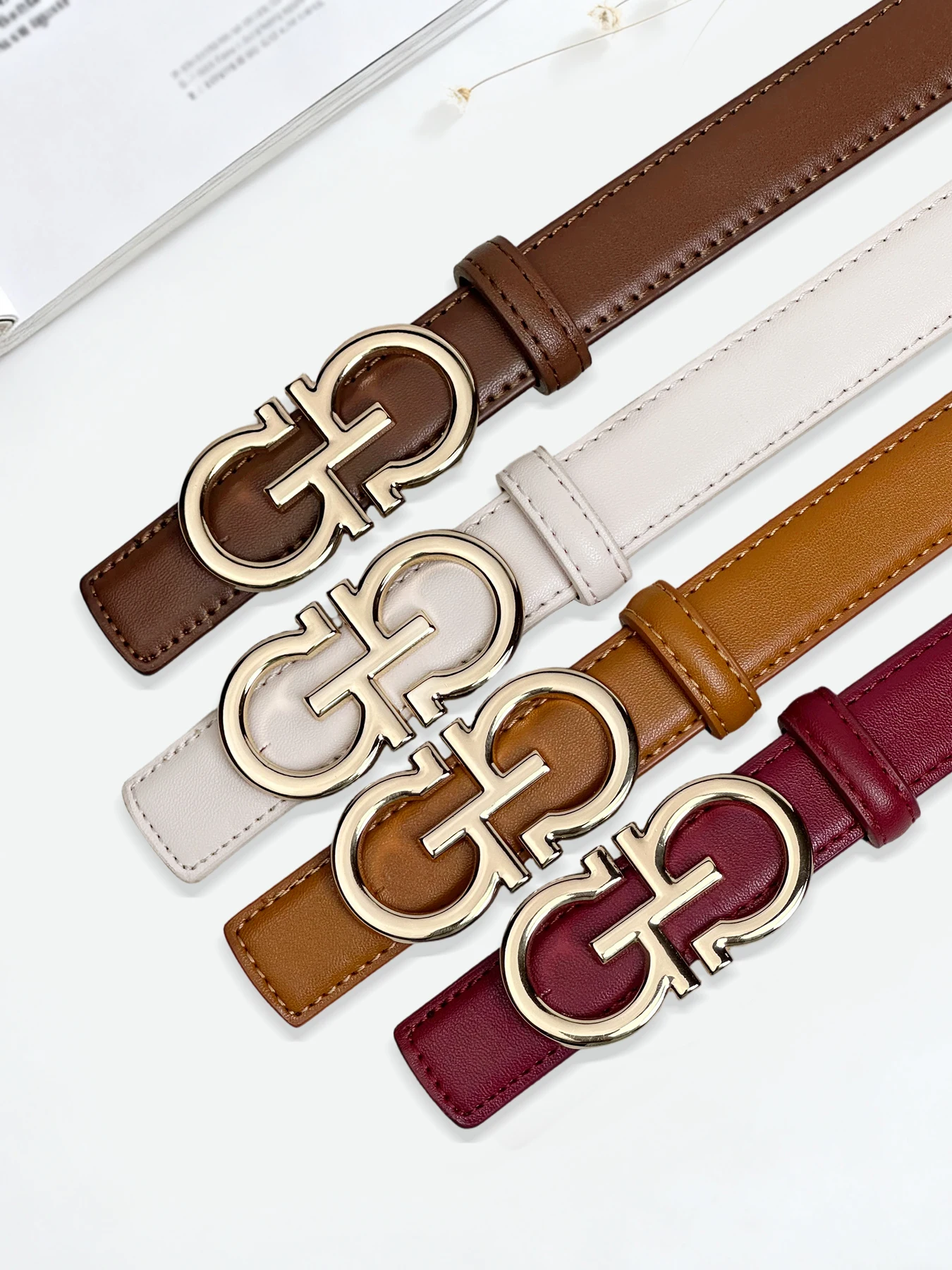 

Fashionable women's adjustable belt with alloy buckle, high-quality accessories suitable for various occasions, casual design su