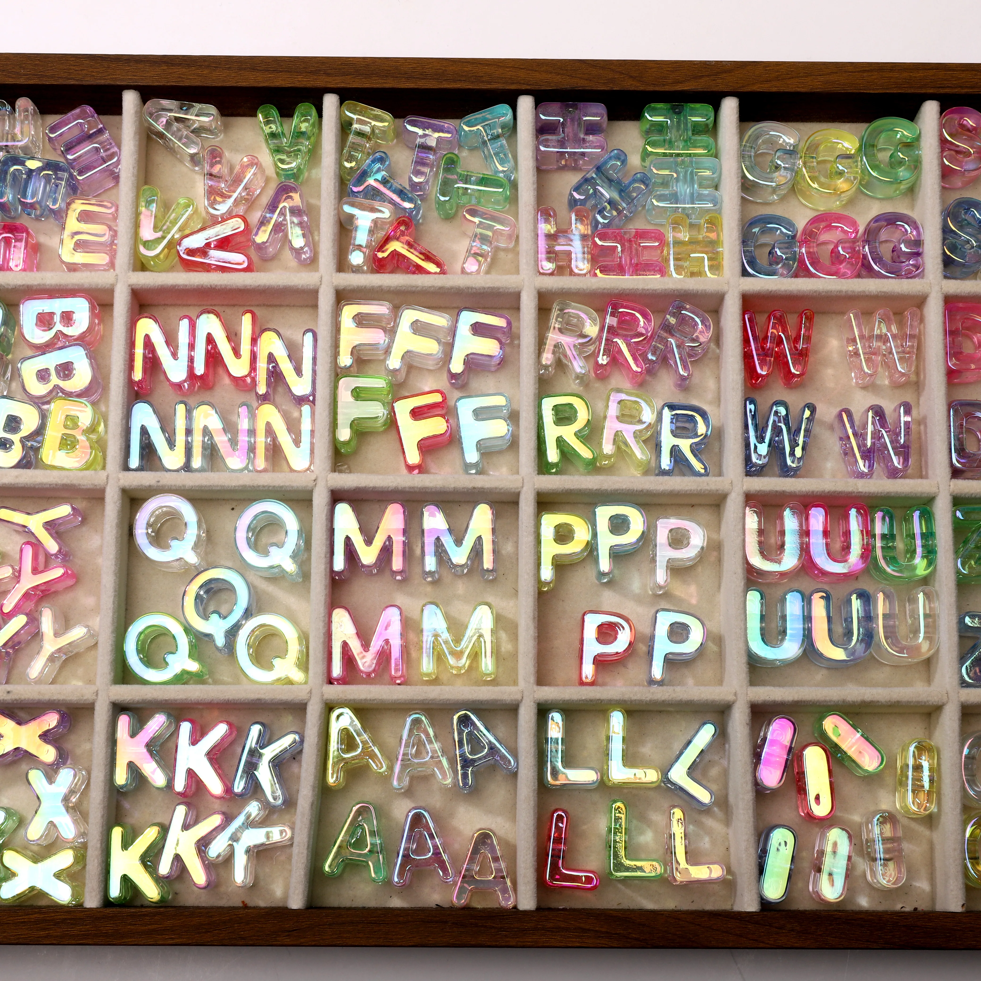 

5pcs Mixed Color English Acrylic Letter Beads For Jewelry Making DIY Decorations Bracelets Beadable Accessories
