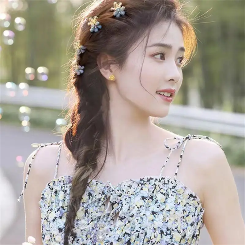 2/4/6SETS Ease Of Use Alloy Hairpin Rhinestone Clothing Accessories Fashion Accessories Sweet Hairpin Girl Grasp