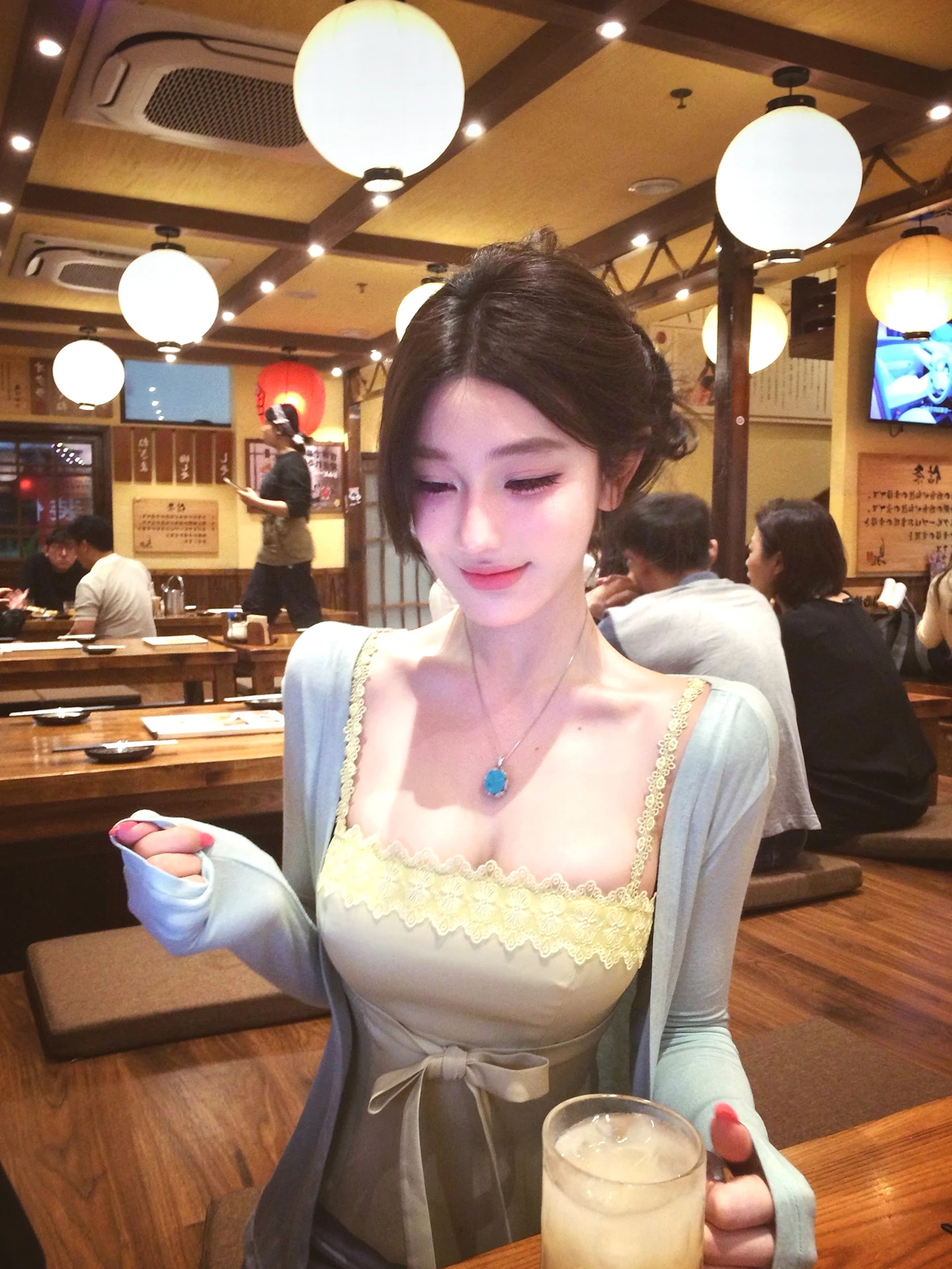 

Женский комплект WW: укороченный топ с завязками и модный летний комплект с длинными рукавами из полиэстера, моделирующий фигуру