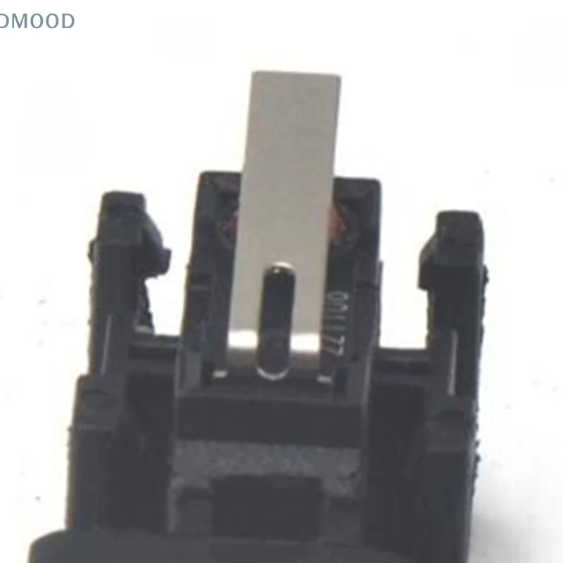 1Pcs Trunk Lid Opening Button Auto Tailgate Switch New for 9N OE 1T0962103 1T0962103A