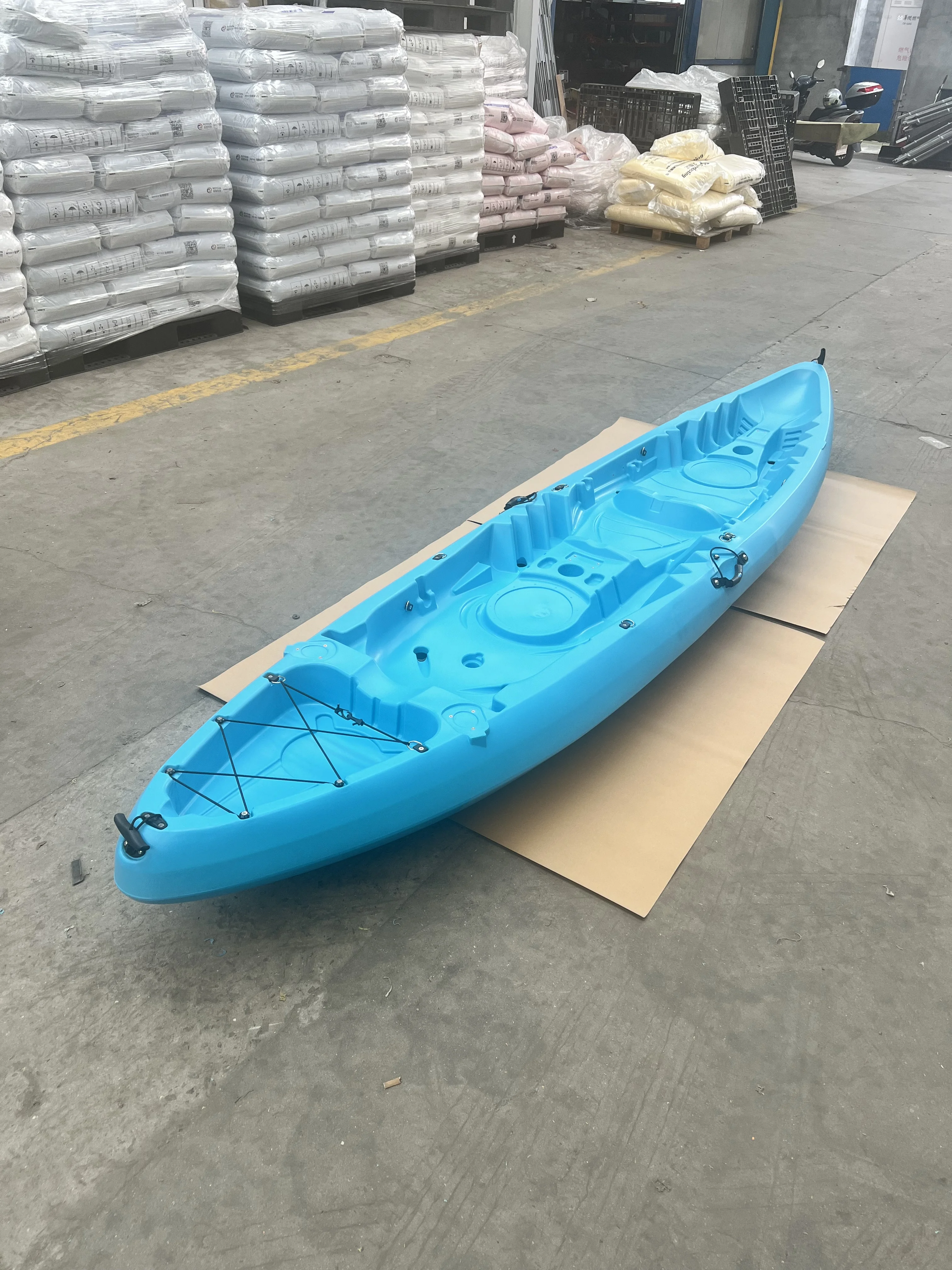 3.85m Rotomolded Hard Shell Tandem Fishing Kayak 2 or 3 Person Sit-On-Top Plastic Canoe for Water Sports